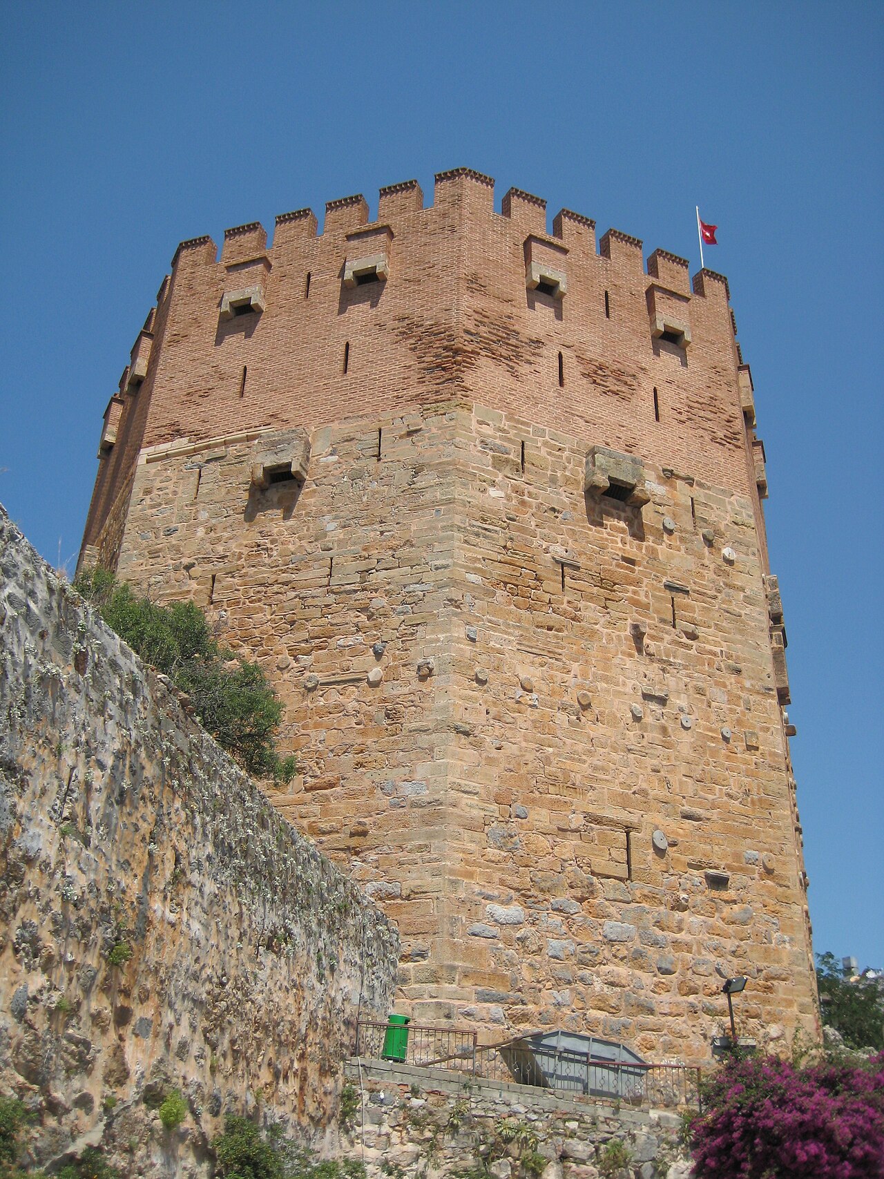 alanya red tower